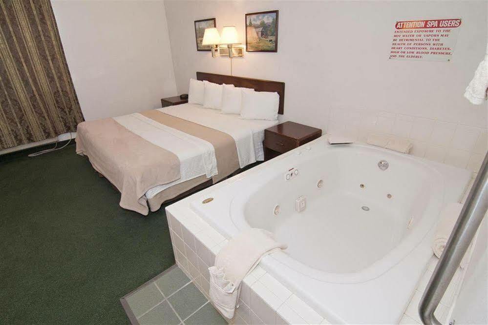 Americas Best Value Inn Zumbrota Kültér fotó